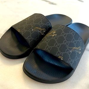 New Gucci Slides (No Box No Bag)